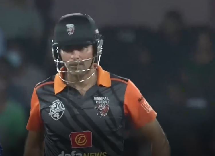 67 off 48! Mohammad Kaif counterpunches Capitals
