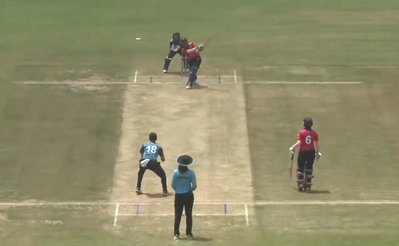 Sapphire clinch a close-contest to win series opener