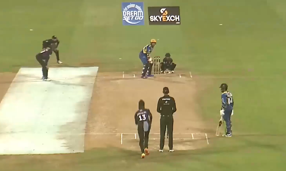 5 for 20! Simranjeet puts Sharjah on the frontfoot