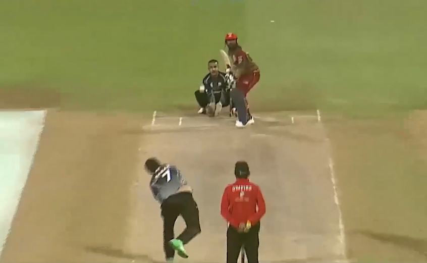 9 fours and 2 sixes! Aslam hits a swashbuckling ton