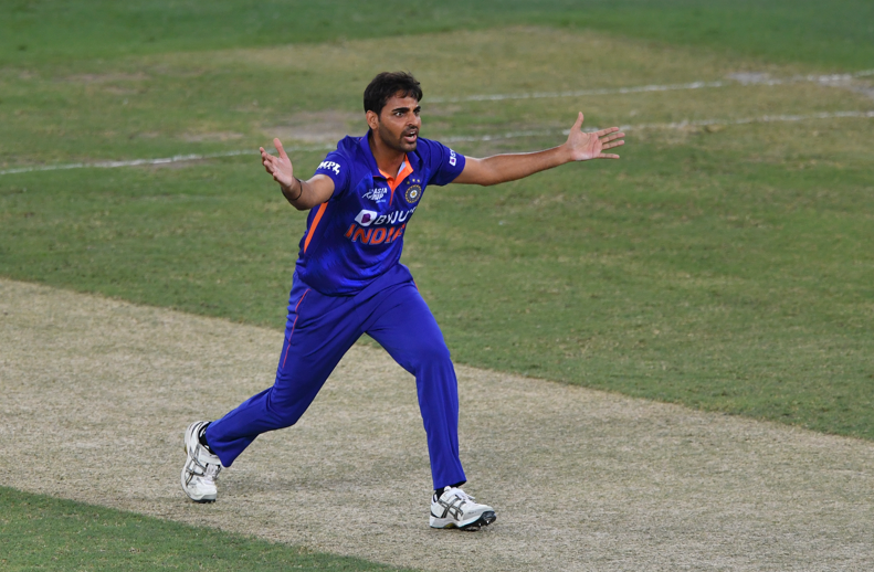 What is India's ideal death overs combination?