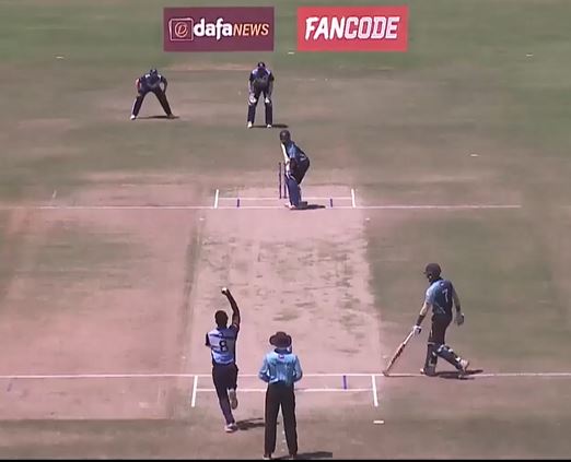 All round Lions sail past Panthers by 6 wickets