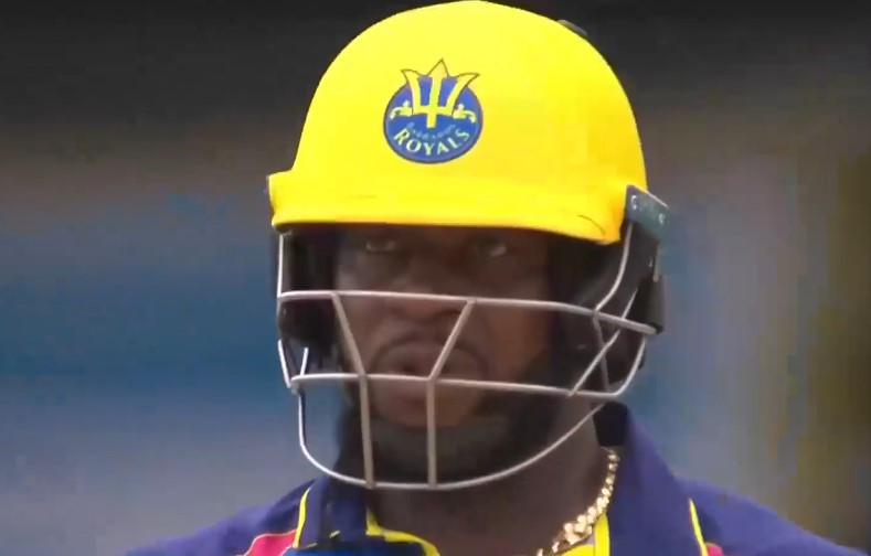36 off 23! Mayers' fine form continues with another strong start
