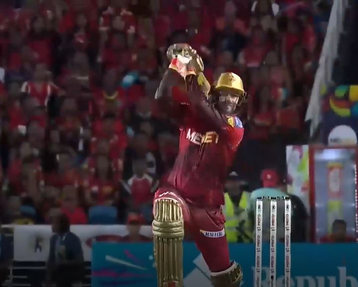 3 Fours, 3 Sixes! Munro's quickfire 40 wins it for Knight Riders