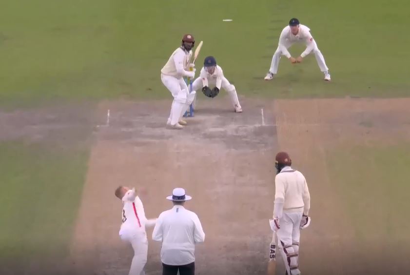Matt Parkinson shines with 3-fer for Lancashire