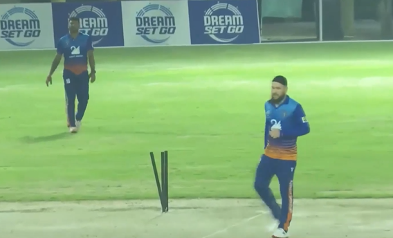 3/32! Sayed Monib torments Saipem's batting lineup