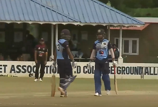 Lions storm past feeble Eagles by 10 wickets
