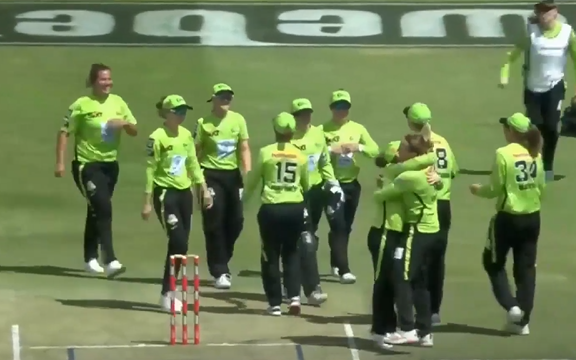 Beaumont, Smith star as Thunder beat Scorchers by 25 runs