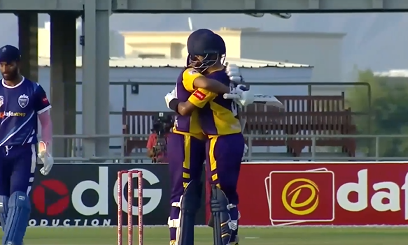 Thunders reign over Royals to register a 32-run victory