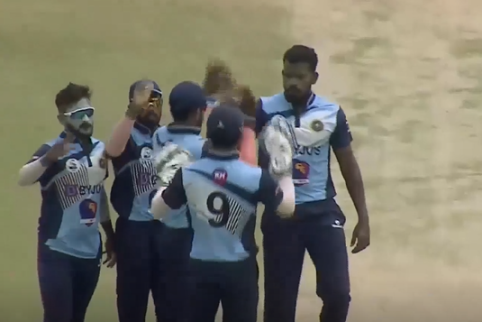 Nidheesh stings Eagles with a 3-fer