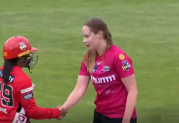 Upbeat Sixers crush Renegades to win by 37 runs