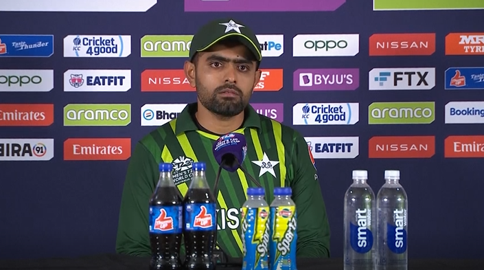 Azam credits Kohli for 'momentum shift' as IND pip PAK