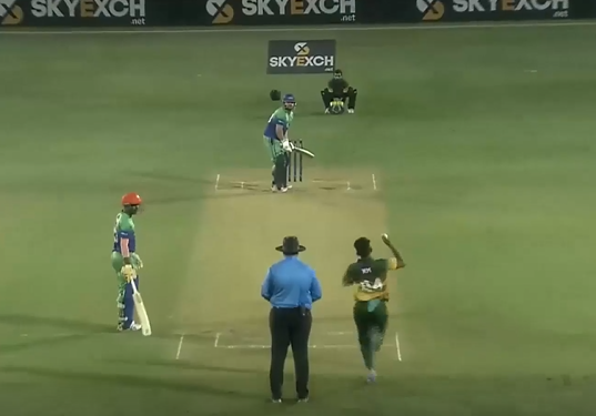 8 Fours, 2 Sixes! Fayyaz Ahmed's unbeaten knock of 51*