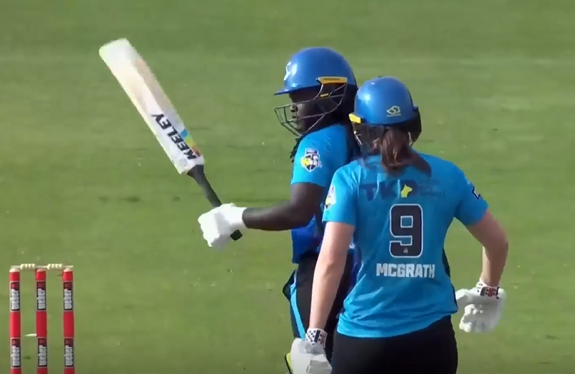 Deandra Dottin's swashbuckling knock of 55*