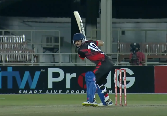 6 SIXES! Naseem's firecrackers against Azaiba XI