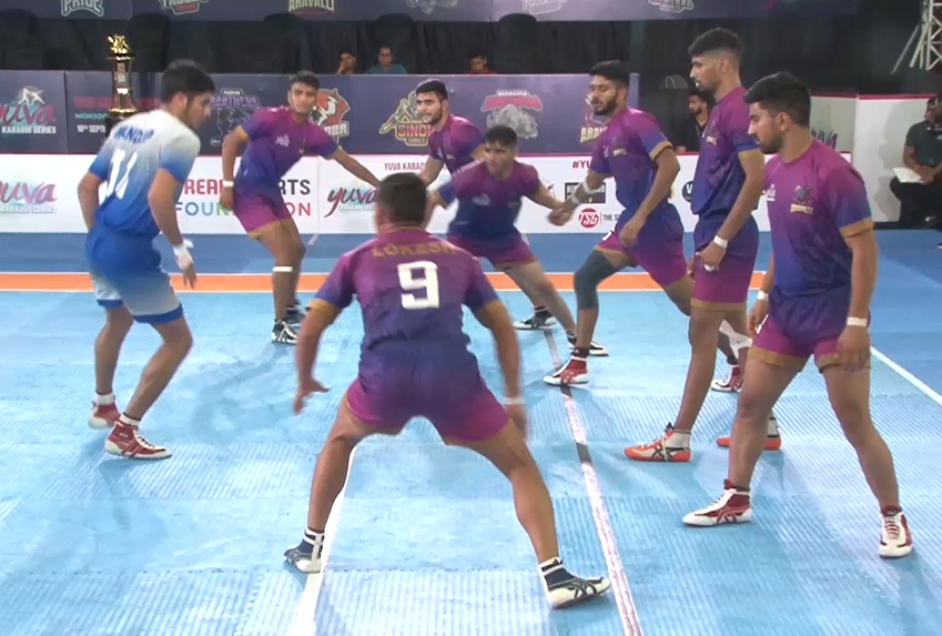 Match 93: Best Defender – Lokesh Ghosliya