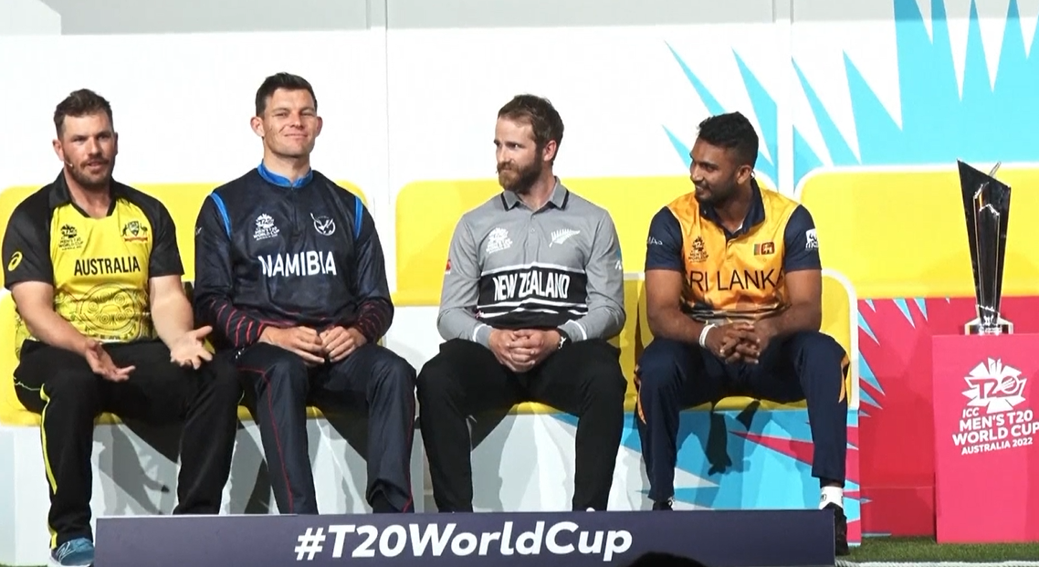 It's not just 11 players that win your World Cup, it's 15: Aaron Finch