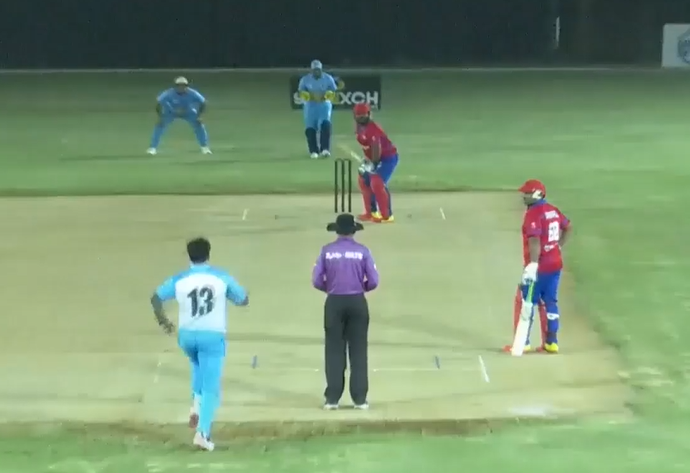 6 sixes, 3 four! Farooq plays a steady knock for Saipem