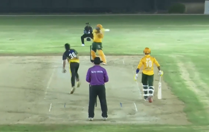 58 from 38! Meezan Ali plays a steady cameo