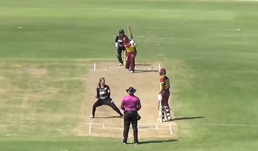 3 for 10! Suzie Bates shows her brilliance with her top spell