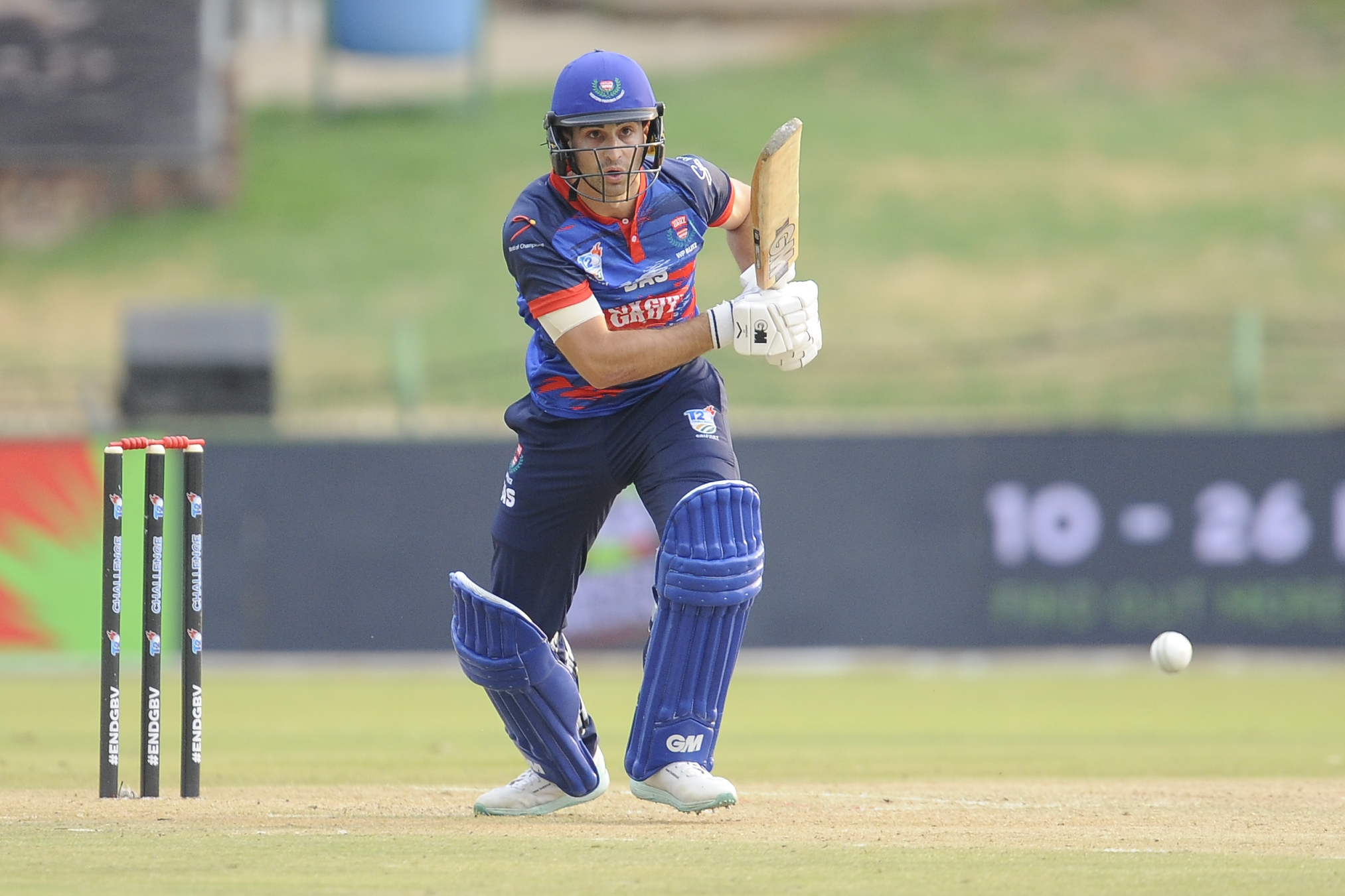 9 Fours, 3 Sixes! Smith's swashbuckling knock of 69