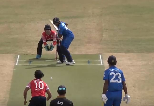 6 Sixes! Amir Sharif's swashbuckling 44 off 16