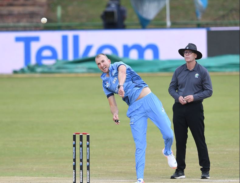 Brand's 3-fer gets the better of Knights batters