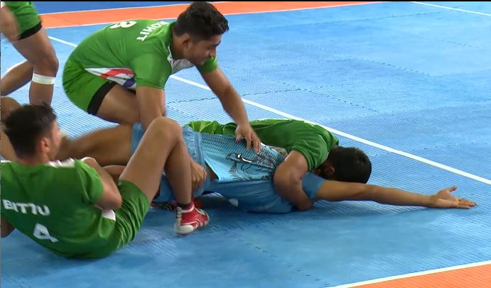 Match 109: Best Defender – Mohit Dahiya