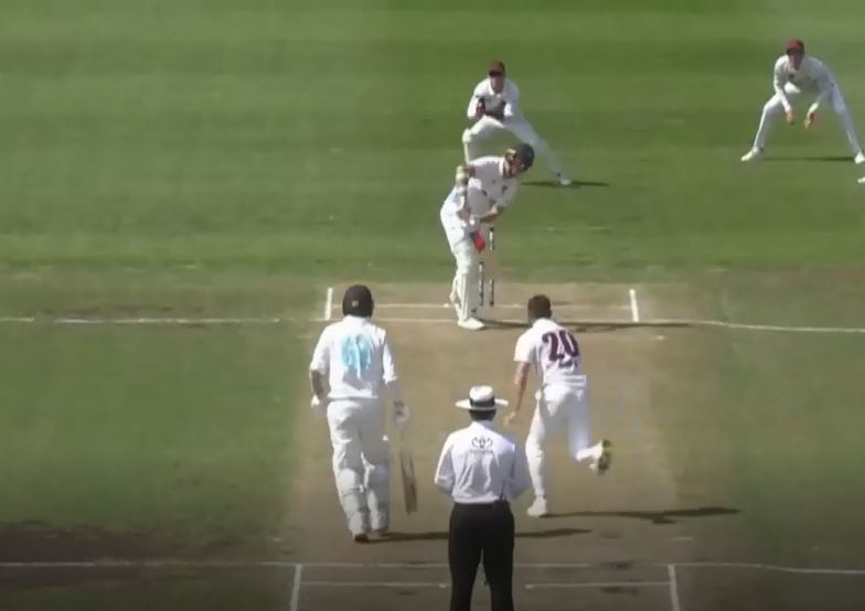 Day 2: Queensland trail by 27 runs