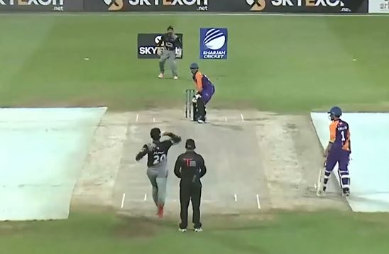 12 Fours, 4 Sixes! Usman's swashbuckling knock of 105
