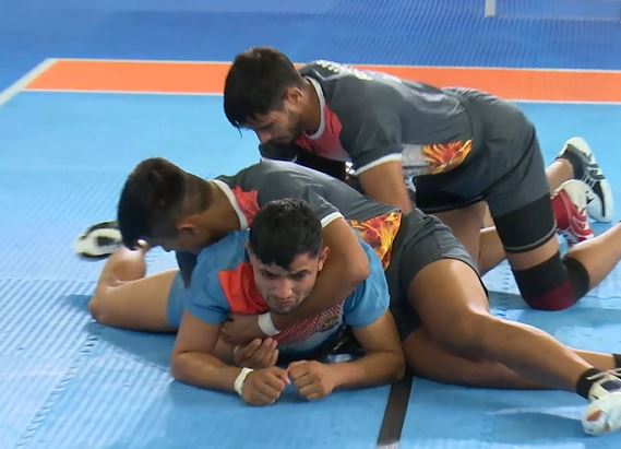 Match 114: Best Defender – Ravinder Beniwal