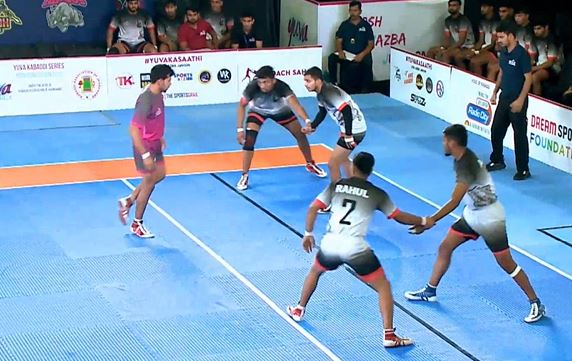 Aakash, Mandeep shine as Magnets thrash Rhinos