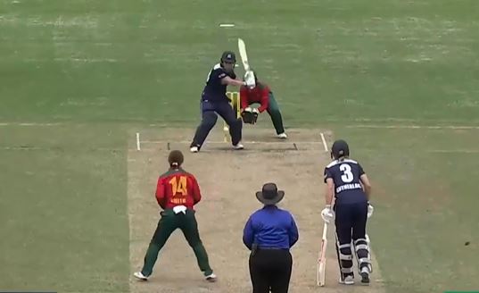 Sophie Molineux's sensational knock of 113
