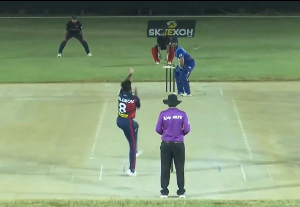 Solomon Arul puts on a show with a 3-fer