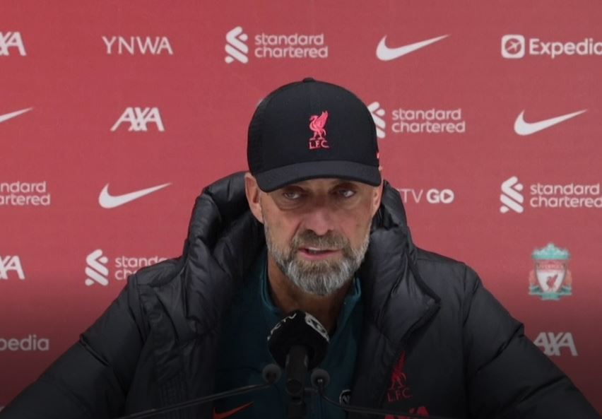Klopp is not happy with the refereeing against City
