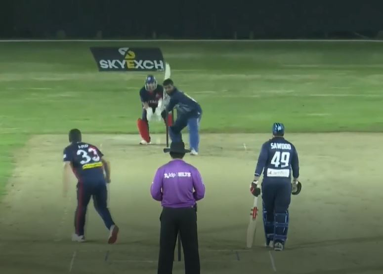 54 off 39! Sanjeewa leads Raiders' fightback