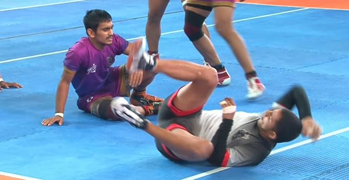 Match 122: Best Raider – Aakash Deshwal