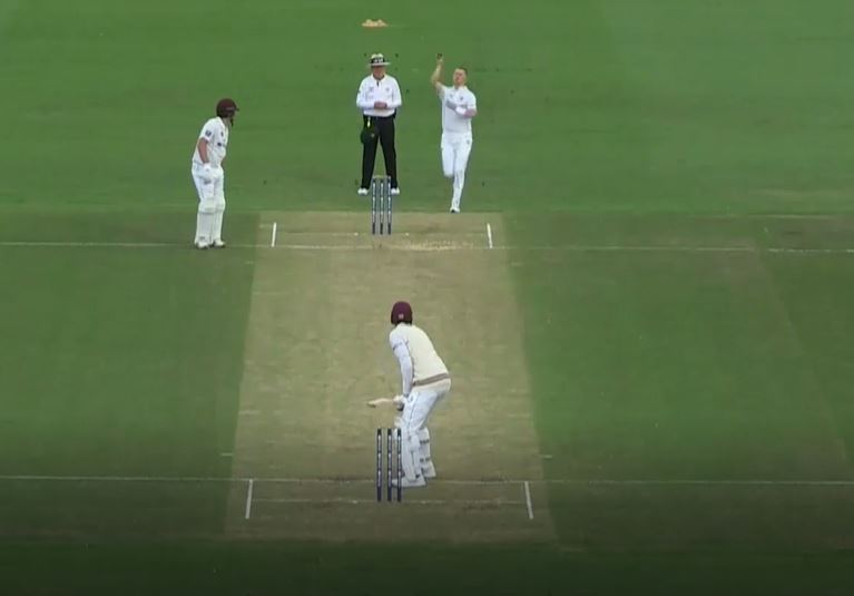 Riley Meredith strikes with a 5-fer for Tasmania