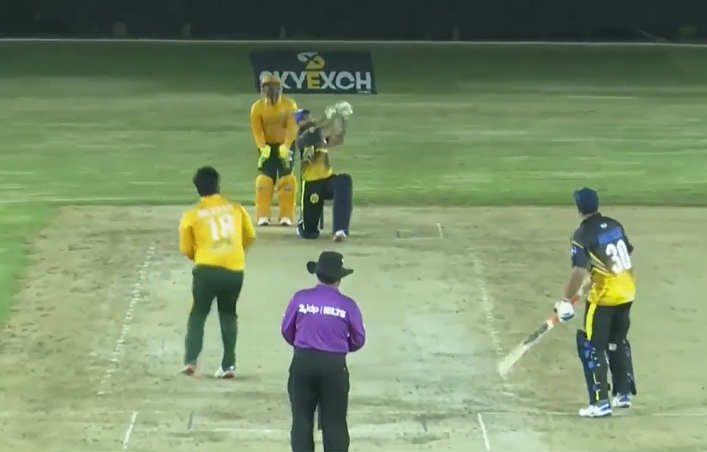 207 STRIKE RATE! Ahsan Ul Haq lights it up for Al Hajery