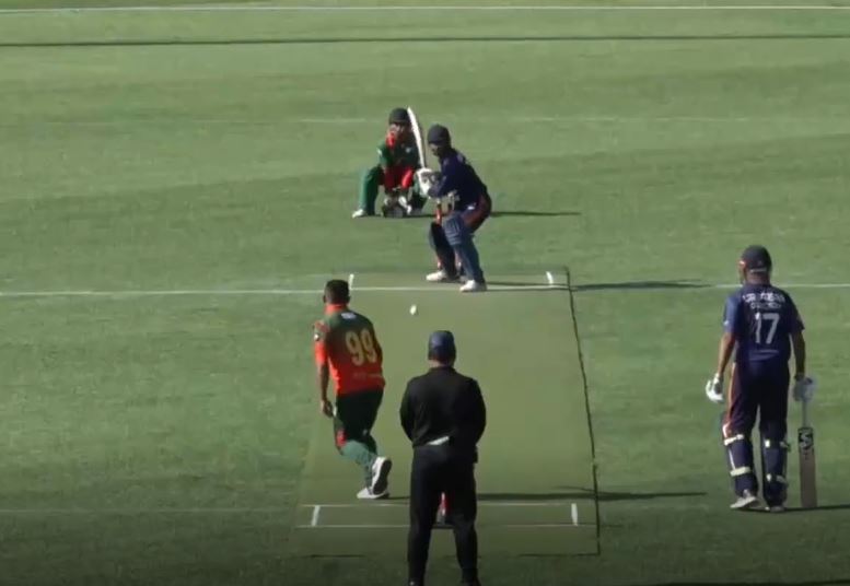 15 needed off 5 with 1 wicket left, Abhishek Borikar goes 6064