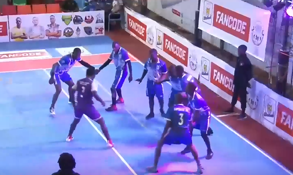 Super Bullets KC edge past buoyant Superior KC 55-45