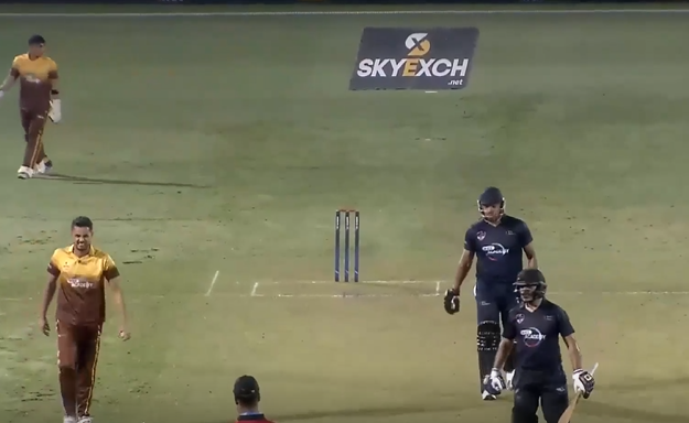 High Scoring Thriller! Dubai chase down 204 runs in 20 overs