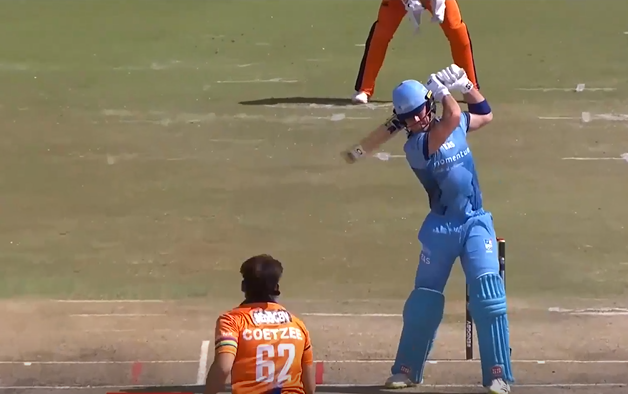 SIX-FEST! Brevis goes berserk with 13 sixes