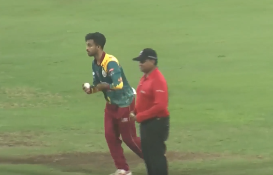 Vimukthi Kulatunga's 4-fer bundles out Stallions for 74