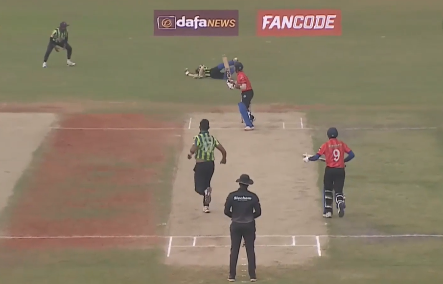3 wickets, 1 maiden! Tharayil Abeesh's phenomenal spell