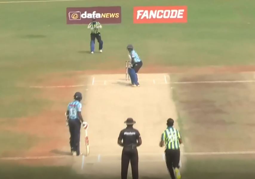4 Fours, 4 Sixes! Surendiran clobbers Mahe XI with 68