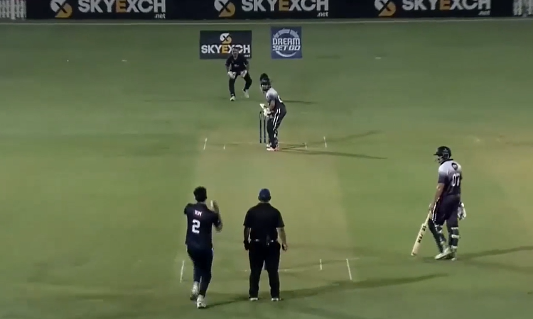 98 off 64! Muhammad Kashif misses his century by a feather