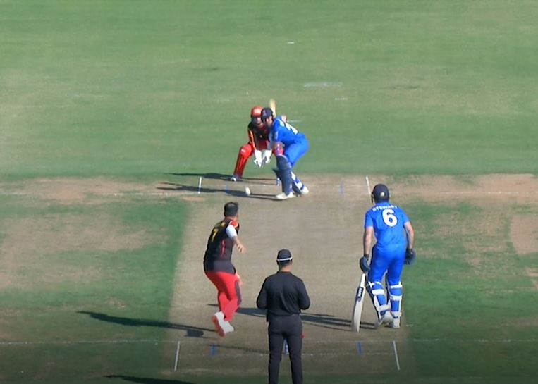 3 for 9! Ashraf dismantles Italy