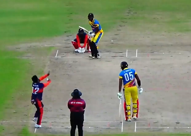 5 fours, 3 sixes! Teshwan Castro smashes 48