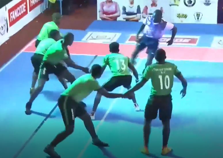 Thiller! Errant beat Jaguars by the skin of their teeth